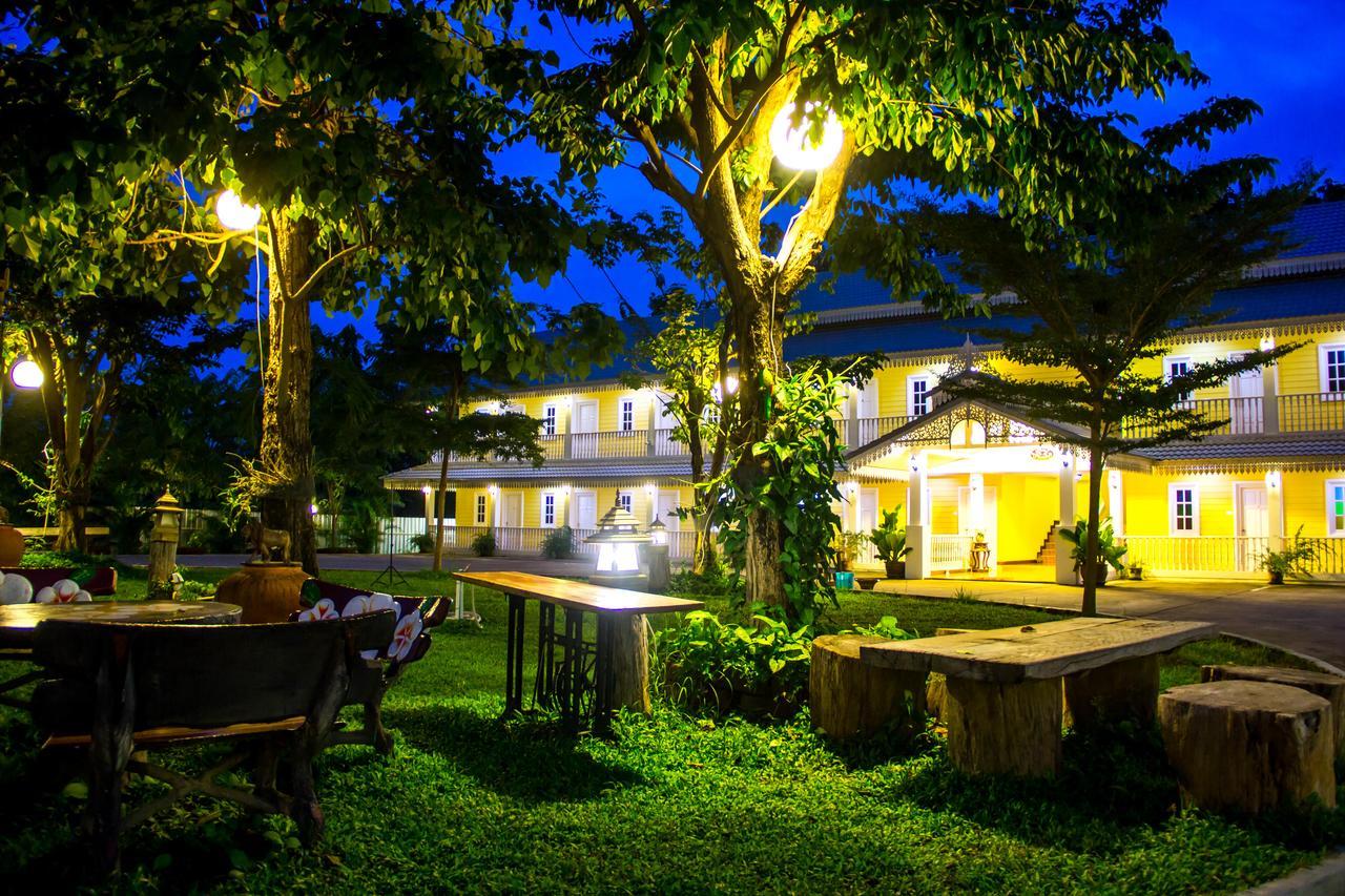 Raiwin Buri Resort 帕府 外观 照片