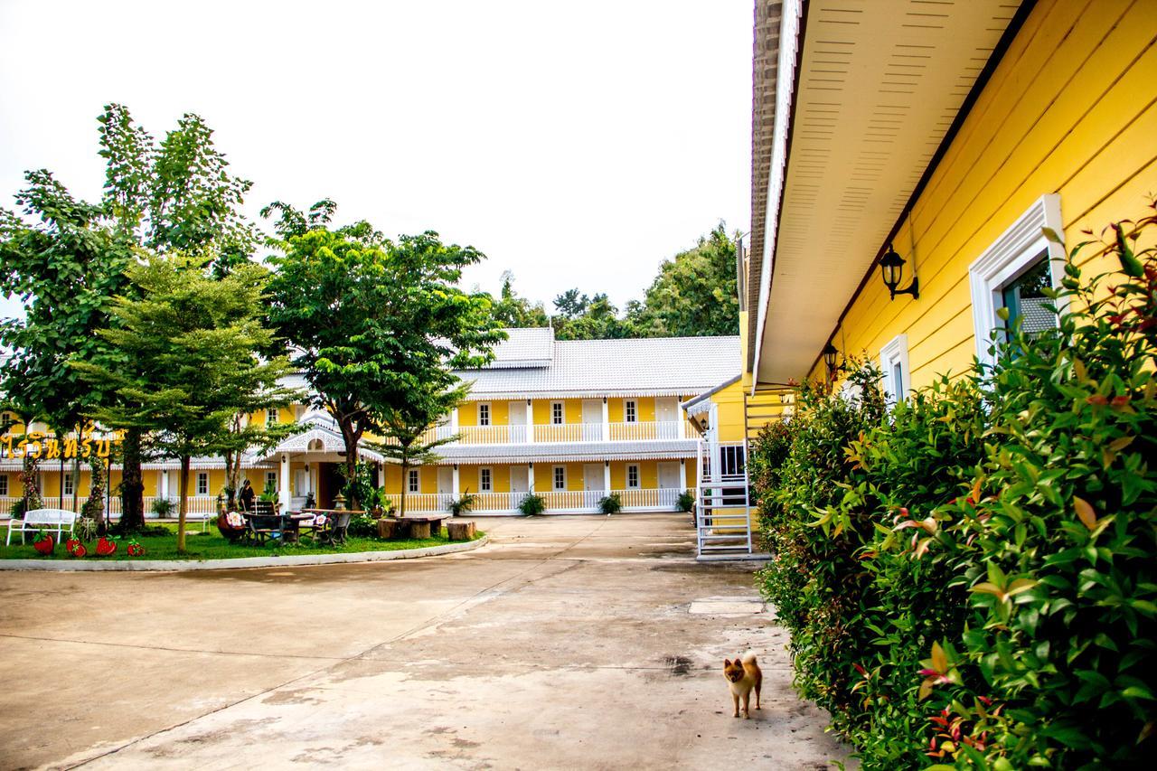 Raiwin Buri Resort 帕府 外观 照片